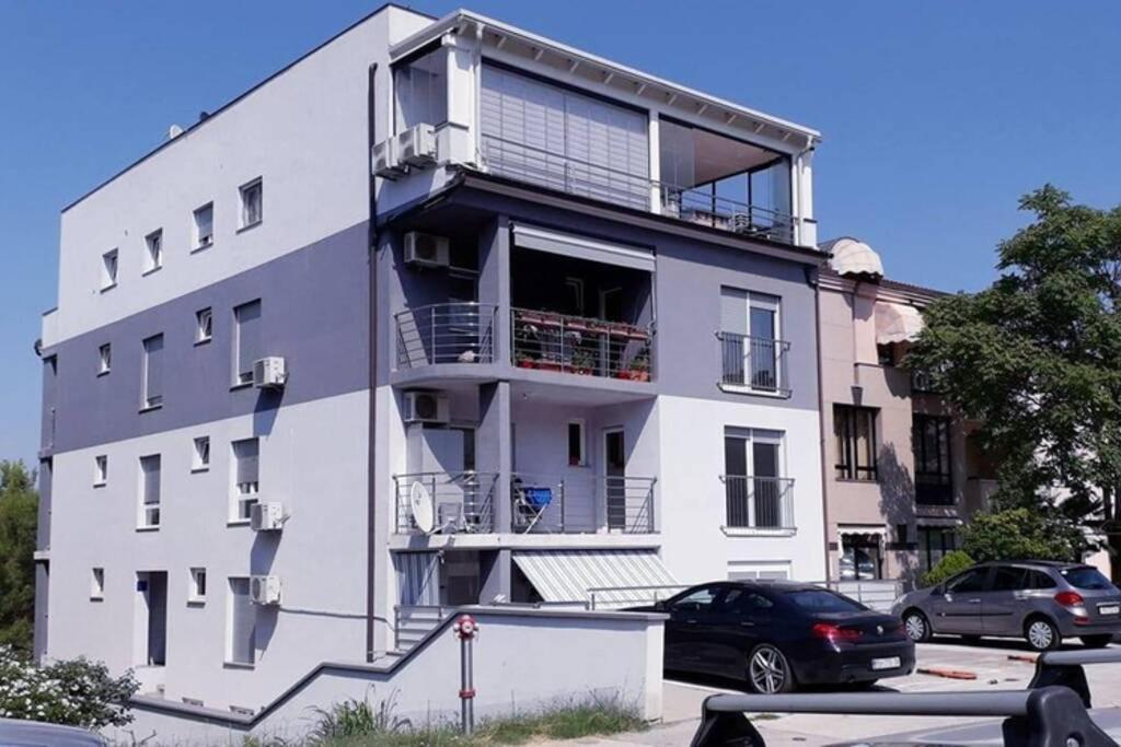 Apartman Franko - Uz Parking Pola Esterno foto