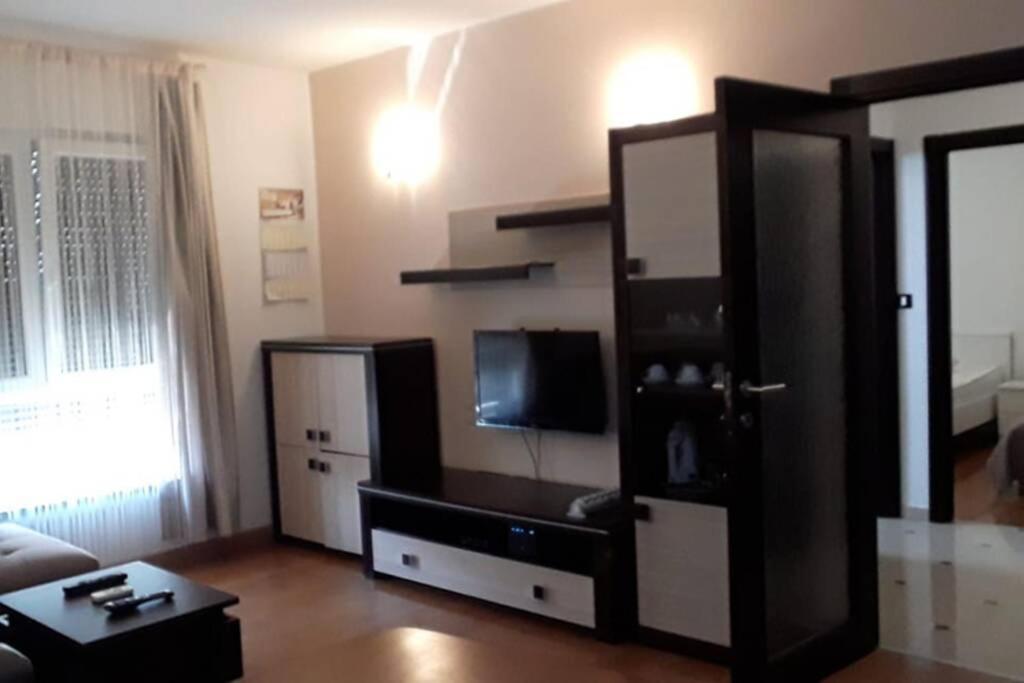 Apartman Franko - Uz Parking Pola Esterno foto