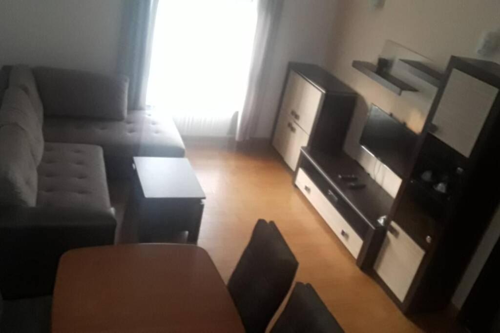 Apartman Franko - Uz Parking Pola Esterno foto