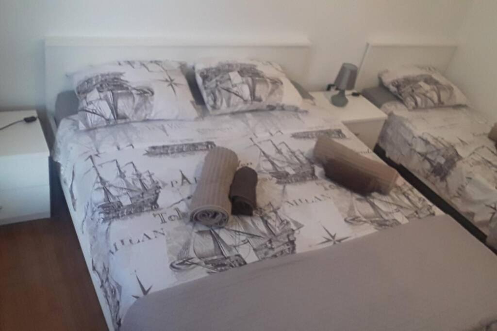 Apartman Franko - Uz Parking Pola Esterno foto