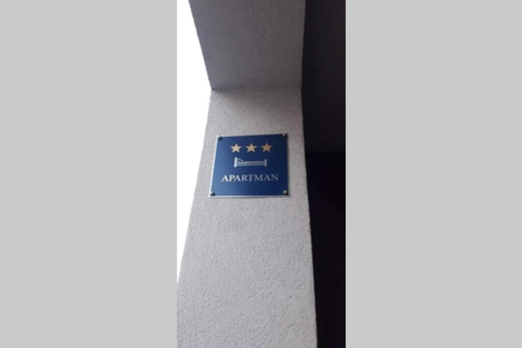 Apartman Franko - Uz Parking Pola Esterno foto
